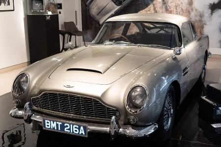 Aston Martin von James Bond für über drei Millionen Euro versteigert