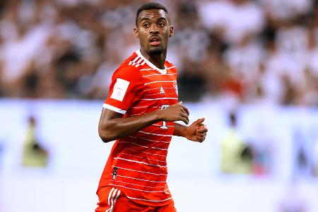Ryan Gravenberch - Note: 3,0 - Übernahm im zentralen Mittelfeld meist die tiefere Position, die sonst Kimmich bekleidet. Ließ zunächst im Passspiel Luft nach oben. Dafür in den Rückwärtsbewegung sehr aufmerksam. Sein Ballgewinn leitete den Führungstreffer ein. Fand später auch mit dem Leder zu seiner Linie. Letztlich aber nicht zu spielbestimmend wie Goretzka.