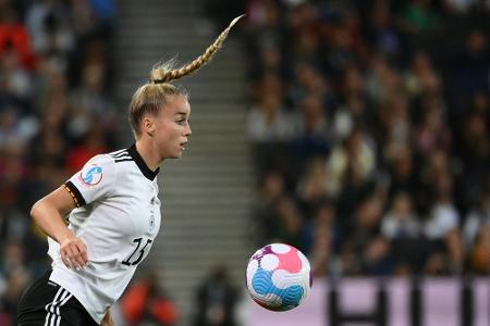 Knieverletzung: DFB-Frauen müssen auf Gwinn verzichten Knieverletzung: DFB-Frauen müssen auf Gwinn verzichten