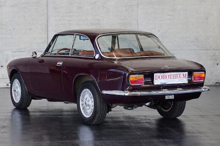 Alfa Romeo GT 1300 Junior (1974)