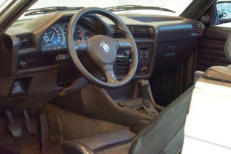 BMW 325i E30 Cabriolet (1990)