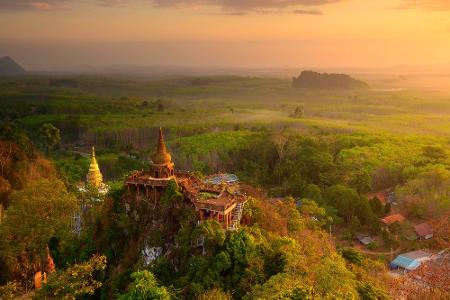 Thailand: Mit Buddha träumen oder über die Brücke des Todes fahren