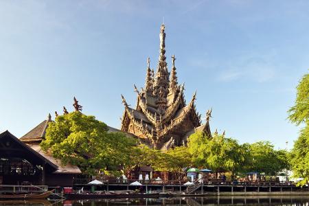 Thailand: Mit Buddha träumen oder über die Brücke des Todes fahren