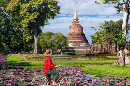 Thailand: Mit Buddha träumen oder über die Brücke des Todes fahren