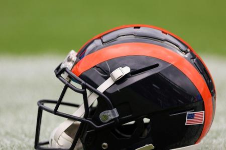 NFL würdigt internationale Vielfalt mit Helm-Flaggen NFL würdigt internationale Vielfalt mit Helm-Flaggen