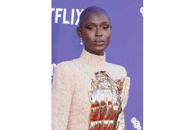Schauspielerin Jodie Turner-Smith war gekommen, um ihren neuen Film 'White Noise' zu präsentieren. Unter der Regie von Noah Baumbach spielen neben Jodie auch...