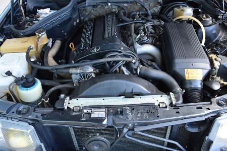 Mercedes 190E 2.5-16 W201 (1989)