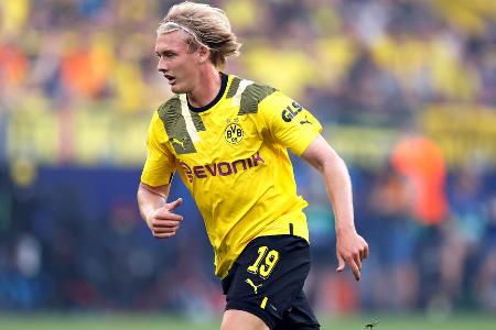 Julian Brandt - Note: 3,5 - War durch sein cleveres Einlaufverhalten ständig an aussichtsreichen Vorstößen beteiligt. Bot in diesen Feldpositionen dann vielfach gute Einfälle an. Mitunter dosierte er seine Zuspiele aber nicht optimal. Spielte dennoch eine Top-Chance stark für Bellingham heraus (40.). Baute mit der Zeit aber mehr und mehr ab.