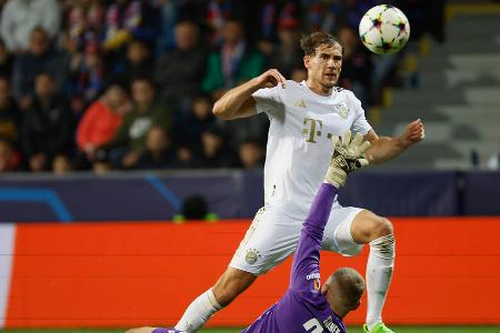 Leon Goretzka (bis 56.) - Note: 1,0 - Stellte den Gegner mit seinen offensiven Läufen vor unlösbare Probleme. Schuf vielfach Überzahl in kritischen Räumen. Setzte mit dem Ball ebenfalls Impulse. Das 1:0 legte Goretzka technisch anspruchsvoll auf. Schnürte danach schon vor der Pause den Doppelpack mit sehr überlegten Abschlüssen (25., 35.).