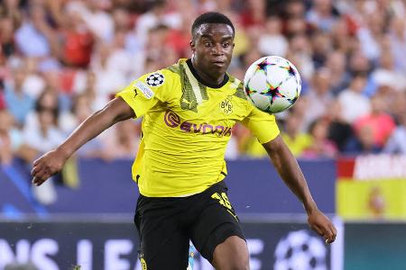 Youssoufa Moukoko (ab 65.) - Note: 4,0 - Kam Mitte der zweiten Halbzeit für den glücklosen Modeste. Brachte aber nur wenig frischen Wind. Fand in der gegnerischen Hintermannschaft kaum Lücken, obwohl er jedem Ball mit Nachdruck hinterher ging. Der Wille war da, Chancen ergaben sich nicht mehr.