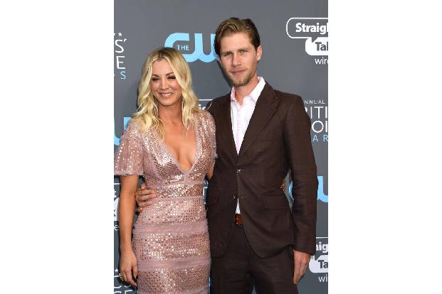 'Big Bang Theory'-Star Kaley Kuoco hoffte wohl auch, dass ihre Ehe mit Ryan Sweeting für die Ewigkeit sei — und warum nicht, darum heiratet man schließlich. Sie ließ sich ihr Hochzeitsdatum stechen. N ...