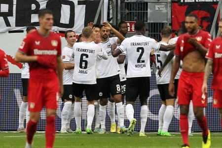 Auch Alonso hilft noch nicht: Bayer mit Klatsche in Frankfurt Auch Alonso hilft noch nicht: Bayer mit Klatsche in Frankfurt