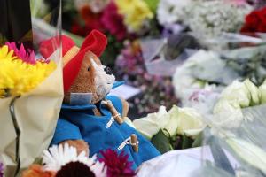 Royals spenden Paddington-Bären an Kinderhilfsorganisation