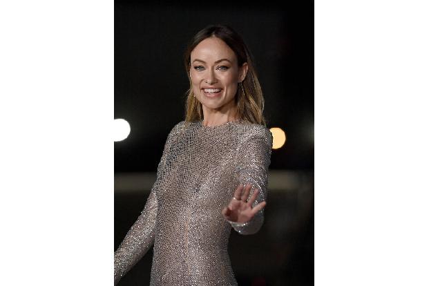 Olivia Wilde musste in letzter Zeit viel Kritik für ihren Film 'Don't Worry Darling' einstecken, wirkte aber auf der Gala mega-entspannt und sorgte in einem transparenten Kleid ohne BH für Aufsehen.