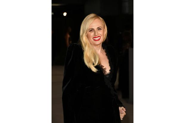 ...Schauspielerin Rebel Wilson.