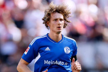MITTELFELD: Alex Kral (Leihe von Spartak Moskau) | Note: 5,5 - Konnte die hohen Erwartungen bislang nicht einmal ansatzweise erfüllen. Büßte seinen Stammplatz in der Schaltzentrale schnell ein, seither kaum noch gefragt.