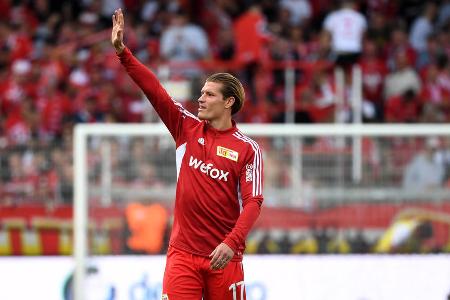 Kevin Behrens (ab 68.) - Note: 3,5 - Rückte in die Sturmspitze, bekam in den letzten Minuten aber nur noch wenige Zuspiele. Setzte einen Kopfball knapp drüber (87.), ansonsten eher als Anlaufspieler im Einsatz.