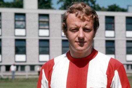 Platz 13: Johnny Hansen - Gehörte zum legendären Team, das zwischen 1974 und 1976 dreimal den Europapokal der Landesmeister gewinnen konnte. Absolvierte 232 Pflichtspiele für den FC Bayern. Zuvor war der Rechtsverteidiger für den Rivalen aus Nürnberg aktiv.