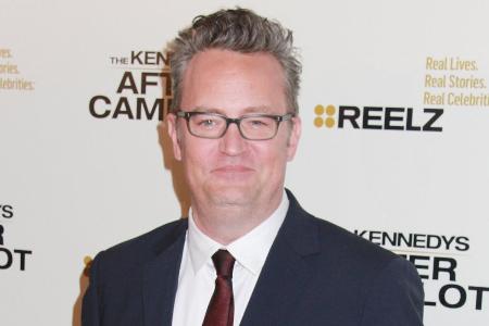 Matthew Perry: Jennifer Aniston sprach ihn auf sein Alkohol-Problem an Matthew Perry: Jennifer Aniston sprach ihn auf sein Alkohol-Problem an
