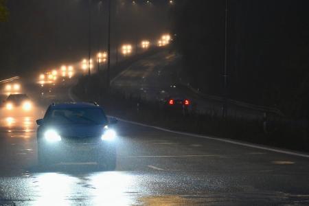 Es werde Licht: Als Autofahrer sicher durch die dunkle Jahreszeit
