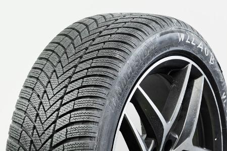 Bridgestone Blizzak LM 005