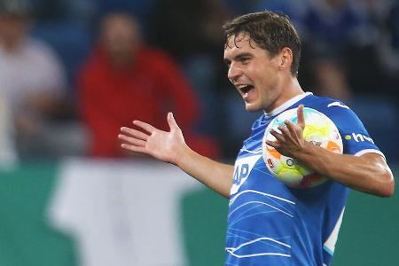 MITTELFELD: Robert Skov (bis 62.) - Note: 4,0 - Hier und da ließ der Däne gegen Coman und Davies die letzte Konsequenz in der Zweikampfführung vermissen. Starkes Zuspiel auf Prömel kurz vor der Pause. Das hätte das 1:2 sein können.