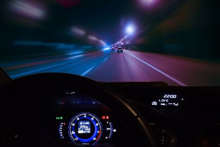 So sehen Sie bei Nachtfahrten mehr So sehen Sie bei Nachtfahrten mehr