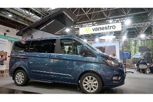 Campervan mit zwei Schiebetüren