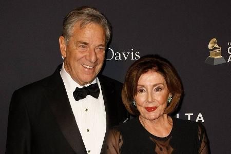 Attacke auf ihren Ehemann: Nancy Pelosi ist Attacke auf ihren Ehemann: Nancy Pelosi ist