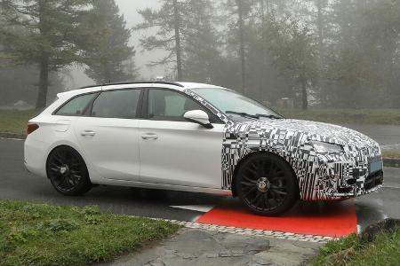 Erlkönig Cupra Leon