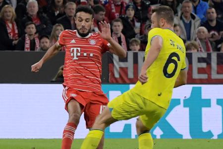 ABWEHR: Noussair Mazraoui (bis 65.) - Note: 3,0 - Verlor Gosens auf seiner Seite teilweise aus den Augen. Beim Einrücken ins Zentrum übersah er mitunter freie Gegenspieler. Zeigte sich am Ball dafür sehr versiert, sehr pressingresistent. Vorne aus dem Halbfeld mit einigen Impulsen.