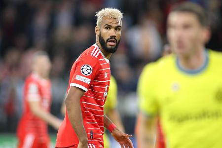 ANGRIFF: Eric Maxim Choupo-Moting (bis 73.) - Note: 1,0 - Profilierte sich mit großer Ruhe und tollem Auge als Ballverteiler. Robust und trotzdem beweglich, deshalb kaum vom Ball zu trennen. An fast jeder Aktion im gegnerischen Strafraum beteiligt. Stand bei seinem Fallrückzieher-Tor noch klar im Abseits (63.). Sorgte mit einem Traumtor zum 2:0 für den Endstand (72.).