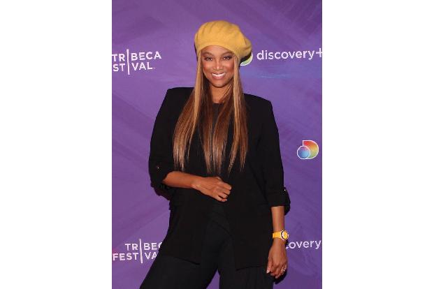 So viele Menschen träumen davon, mal mit Delfinen schwimmen zu gehen, doch für Tyra Banks wäre das einfach nur ein Alptraum. Das Model leidet an Delphiniphobia, einer panischen Angst vor den freundlic ...