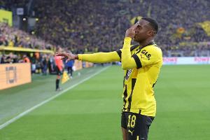 Jüngster Spieler mit zehn Toren: Moukoko löst Wirtz ab