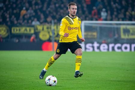 ABWEHR: Felix Passlack - Note: 4,0 - Ließ sich die fehlende Spielpraxis phasenweise anmerken. Schätzte einige Pässe falsch ein, im Stellungsspiel insgesamt fehleranfällig. Wurde vor dem Gegentreffer beim Ausfallschritt getunnelt. Brachte offensiv dafür punktuell frischen Wind. Legte das 1:0 mit einer guten Aktion vor (23.).