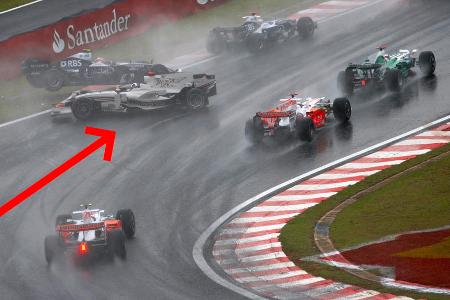 Aus nach Crash: David Coulthard (Red-Bull-Renault)