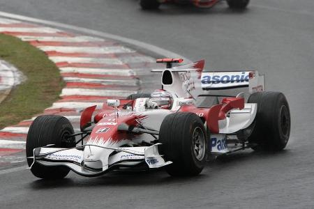 P8: Jarno Trulli (Toyota-Werksteam) - 1:35:19.898h