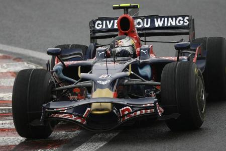 P4: Sebastian Vettel (Toro-Rosso-Ferrari) - 1:34:49.446h