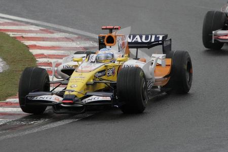 P2: Fernando Alonso (Renault-Werksteam) - 1:34:24.733h