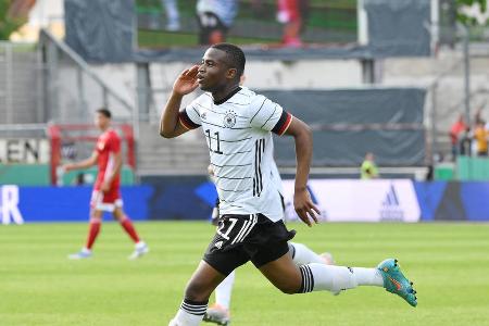 Youssoufa Moukoko (BVB)