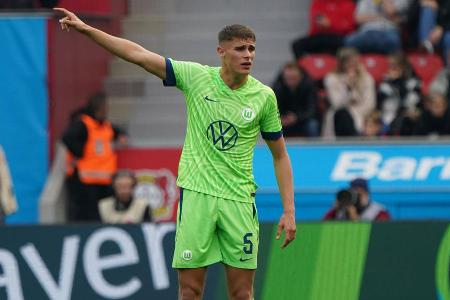 Micky van de Ven - Note: 1,5 - Clever, wie er sich beim 1:0 freilief. Dazu ein guter Bewacher für Adeyemi, der früh verzweifelte. Van de Ven hatte alles unter Kontrolle. Später auch hellwach gegen Moukoko. Lernt offenbar schnell von seinem Co-Trainer Robert Kovac.
