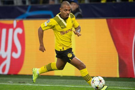Donyell Malen (bis 70.) - Note: 3,5 - Oft sehr gefällig im Eins-gegen-Eins, danach aber meist unpräzise. Ihm gehörte der erste BVB-Abschluss. Gute Flanke von rechts auf Brandt, der knapp am Tor vorbeiköpfte. Ein Auftritt wie so viele von ihm: nicht schlecht, aber auch ohne Glanzpunkte.