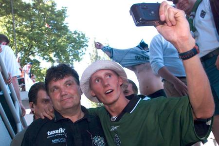 'Bemerkenswert finde ich die Tatsache, dass 3000 unserer Fans in St. Pauli waren. Und davon waren höchstens 2000 wegen der Reeperbahn da.' (Nach seinem ersten Auswärtsspiel als Borussia-Trainer)