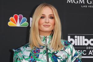 Schauspielerin Sophie Turner übernimmt Hauptrolle in Dramaserie "Joan"