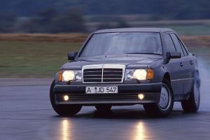 W 124 mit Fünfliter-Vierventil-V8
