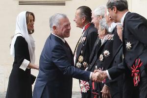 König Abdullah II. und Rania von Jordanien treffen den Papst