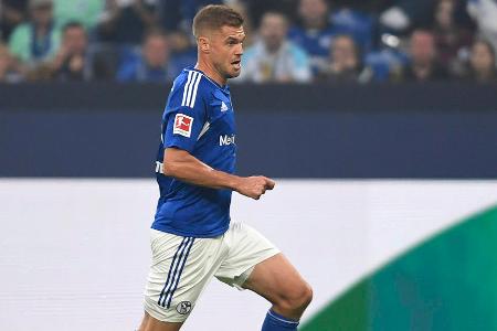 ANGRIFF: Simon Terodde - Note: 3,0 - Wurde bei fast jeden Angriff mit direkten oder hohen Zuspiele gesucht. Machte die Bälle teilweise gut fest und bediente vielfach die Mitspieler und den richtigen Zonen. Verpasste selbst einschussbereit einmal nur knapp das Leder (45.). War insgesamt gut drin im Spiel.