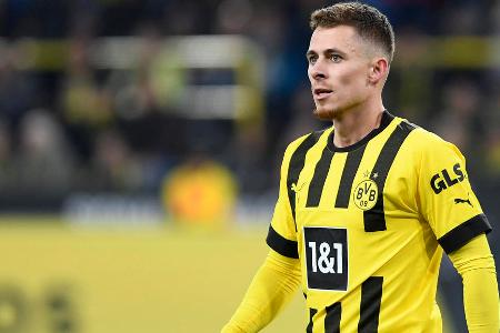 Thorgan Hazard (ab 70.) - Note: 4,0 - Süle machte seine Sache deutlich besser als der Belgier. Hob vor dem 0:2 das Abseits auf.