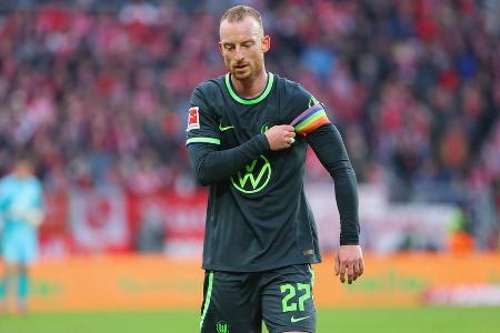Maximilian Arnold - Note: 1,0 - Ein Spiel wie ein Empfehlungsschreiben für die bevorstehende Fußball-WM. Balleroberer, Spielverlagerer, Taktgeber, Lautsprecher: Arnold nimmt zurzeit jede Rolle an und erfüllt sie stets zur vollsten Zufriedenheit seines Arbeitgebers.