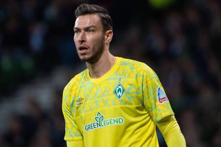 Werder Bremen - TOR: Jirí Pavlenka - Note: 3,0 - Hielt den straff geschossenen Elfmeter von Choupo-Moting mit großer Klasse (17.). Wurde ansonsten von seinen Vorderleuten schwer im Stich gelassen. Hatte bei den anderen Treffer kaum eine Abwehrchance. Verhinderte nach der Pause gegen Gnabry (58.) und Coman (68.) eine noch höhere Pleite. Lediglich beim Tel-Tor mit einer Teilschuld (84.).